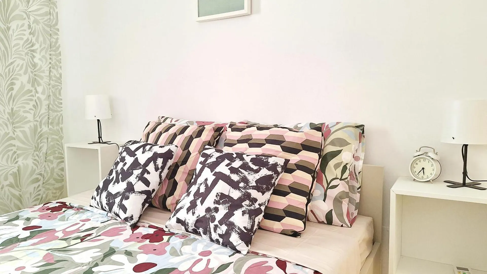 Sunny Malaga Centre Flats, 2 Options, With Balcony Or Terrace Apartment